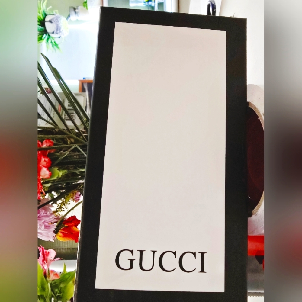 Gucci Black& White Gift Box